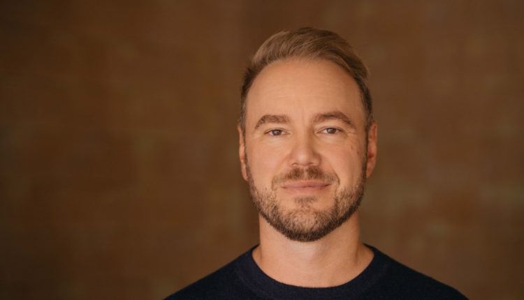 how-a-headphone-site-operator-built-loyalty-startup-lantern-to-solve-his-own-problems